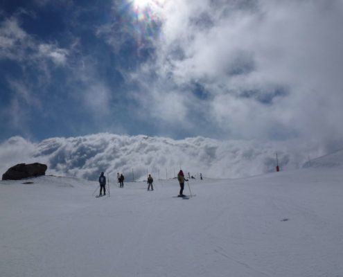 la tete dans les nuages